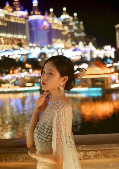 showtime唱歌的大姐姐