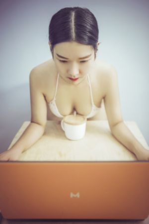 绝对权力免费观看