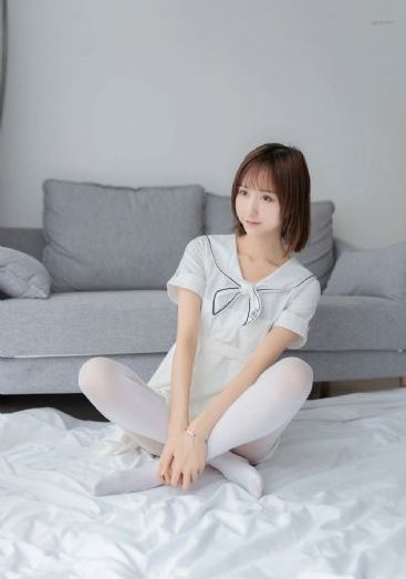 森林里的熊先生在冬眠