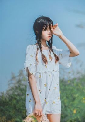 从路人角色开始的探索英雄谭