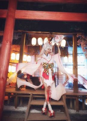 一层一层扒开你的衣服