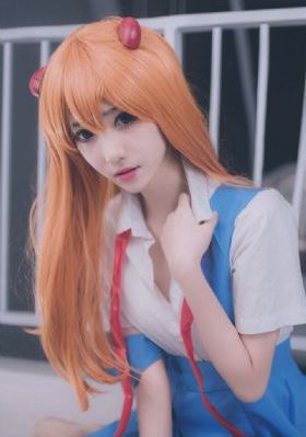两对小夫妻同租一间房子